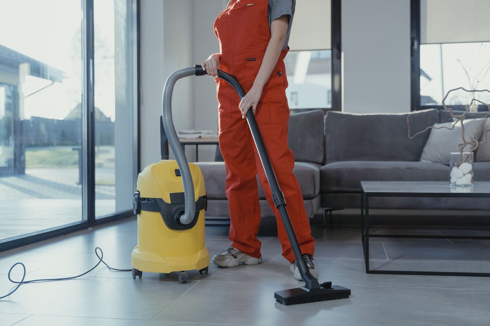 Cleaning & Facility Services